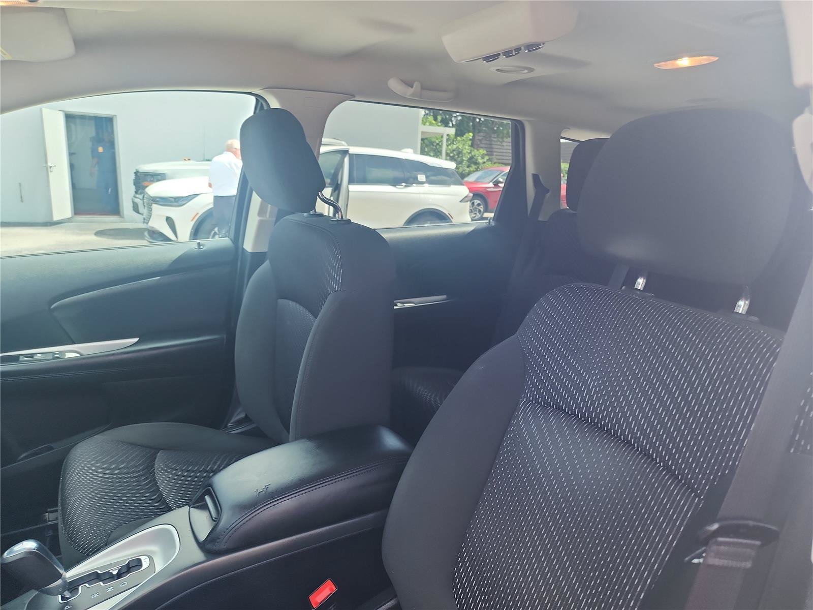 Used 2019 Dodge Journey SE w/ Connectivity Group FWD image 13