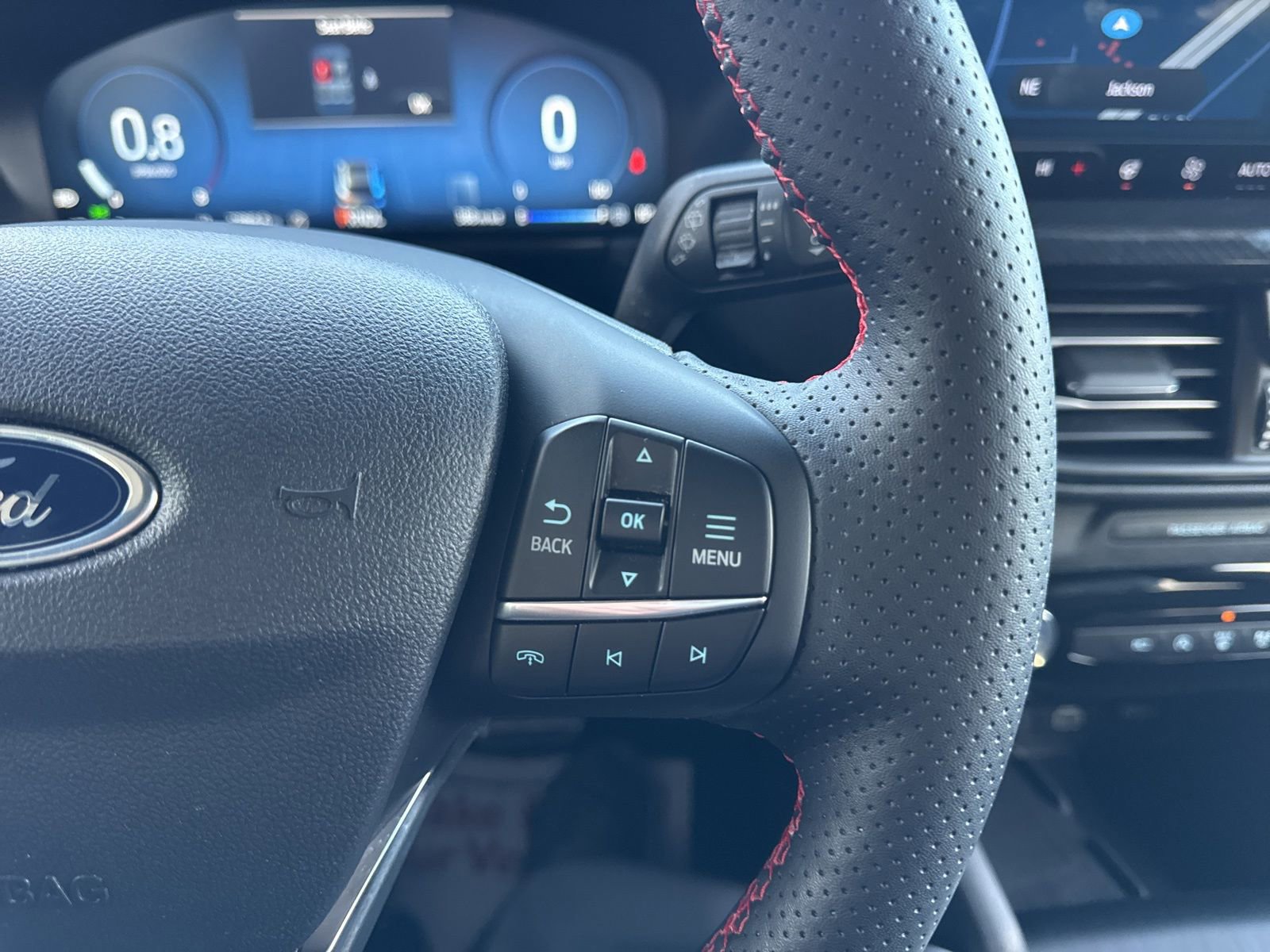 Certified 2024 Ford Escape ST-Line Select w/ Tech Pack #2 image 30