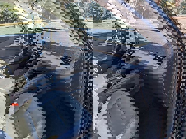 Certified 2025 Ford Explorer Active w/ Active Comfort Package image 37