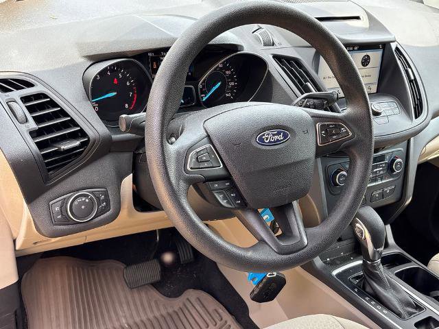 Certified 2018 Ford Escape SE w/ SE Sync 3 Package AWD/4WD image 16