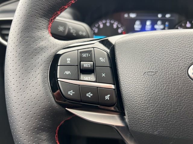 Certified 2023 Ford Explorer ST-Line w/ Class IV Trailer Tow Package image 11