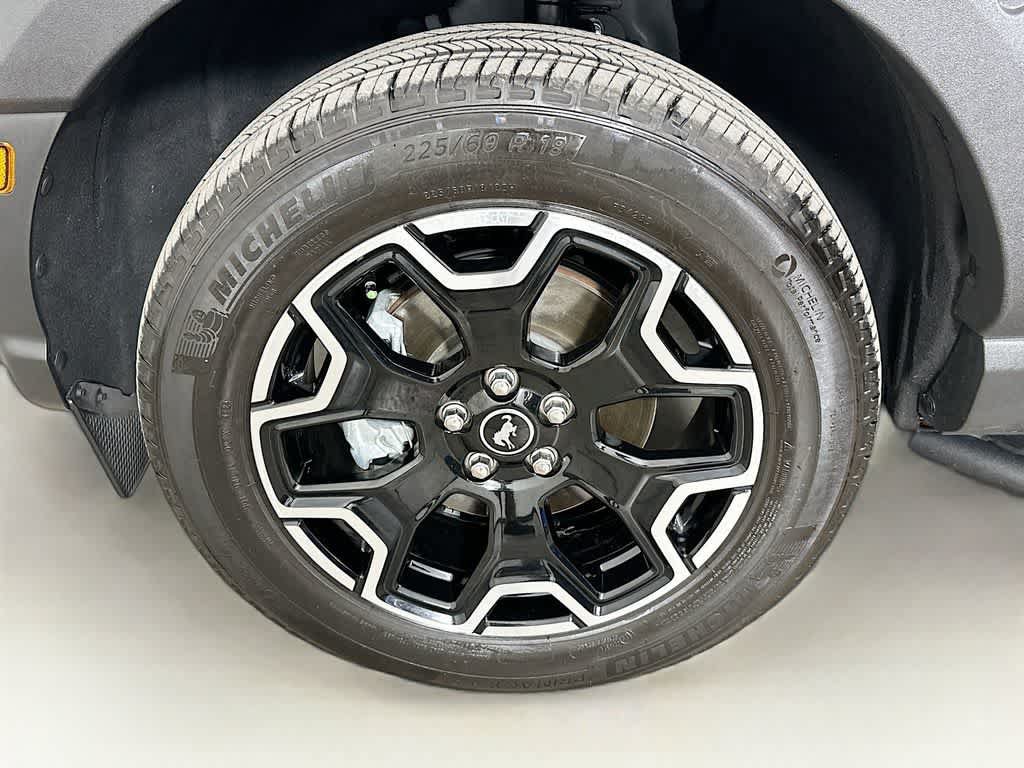Certified 2025 Ford Bronco Sport Outer Banks w/ Outer Banks Tech Package+ AWD/4WD image 8