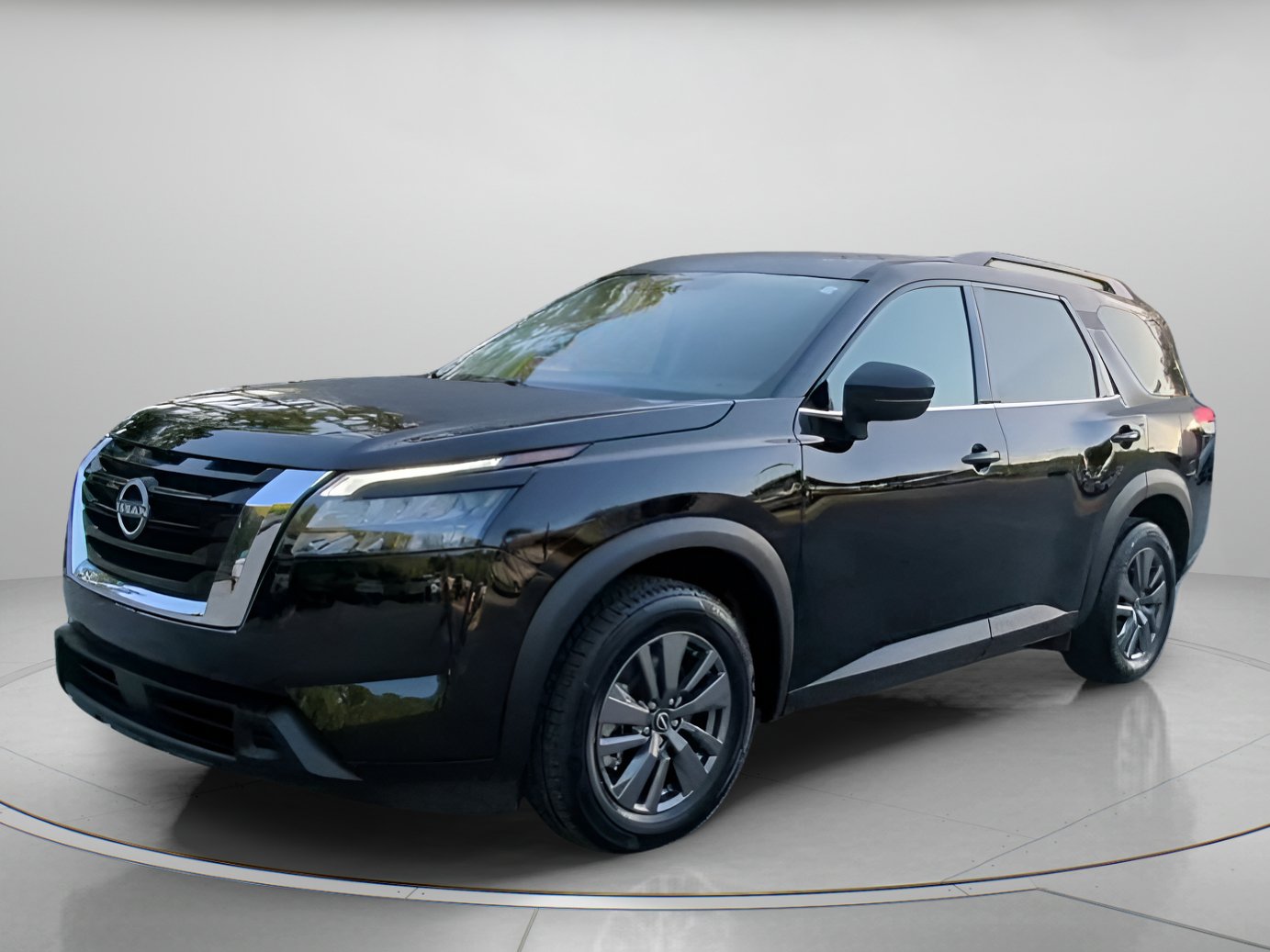 Used 2024 Nissan Pathfinder SV FWD image 12