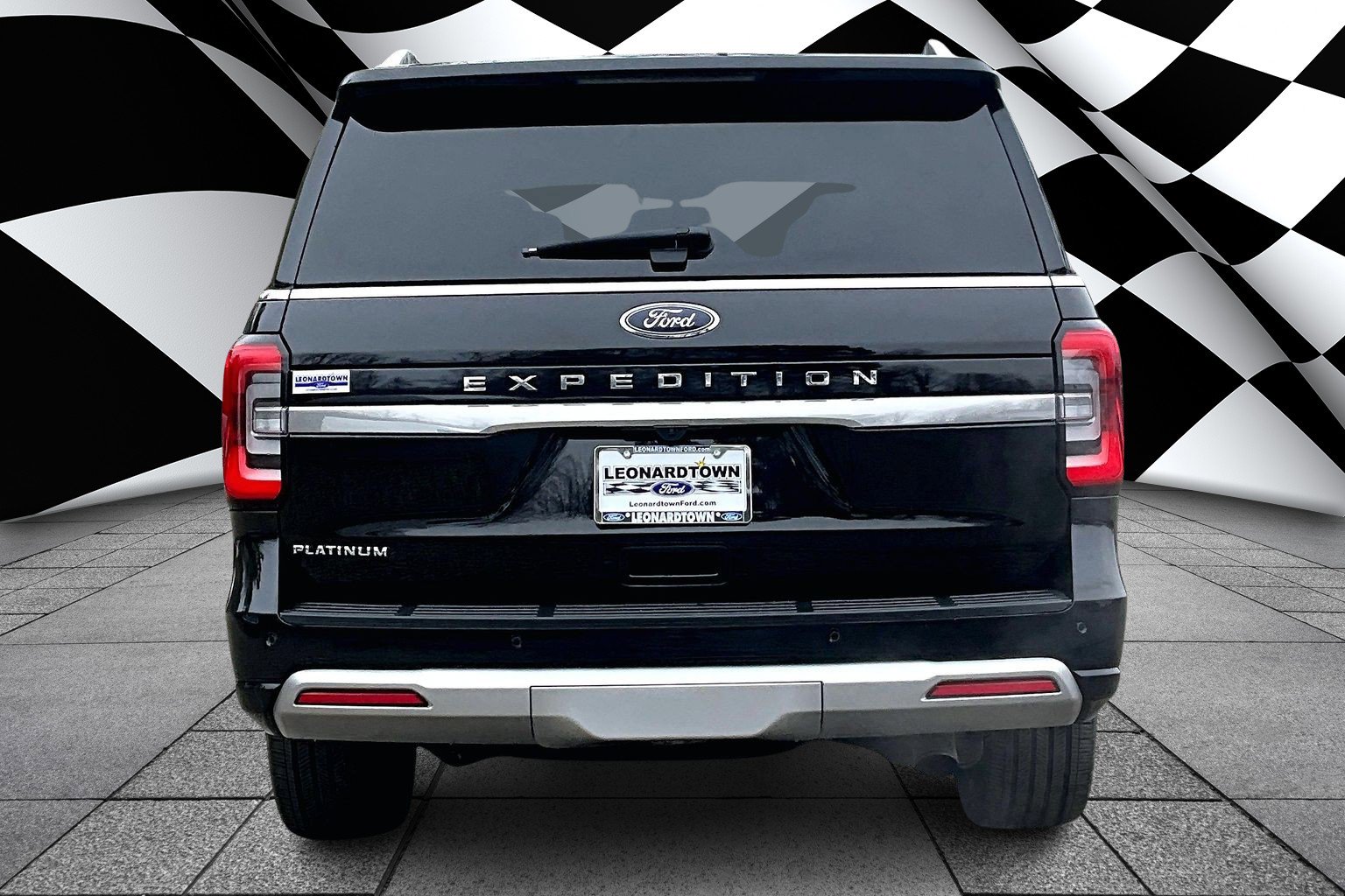 Certified 2022 Ford Expedition Platinum AWD/4WD image 4