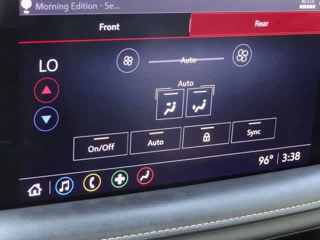 Used 2021 GMC Yukon AT4 w/ Technology Package AWD/4WD image 29
