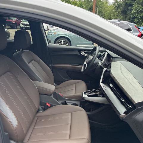 Used 2023 Audi Q4 e-tron Premium Plus AWD/4WD image 9