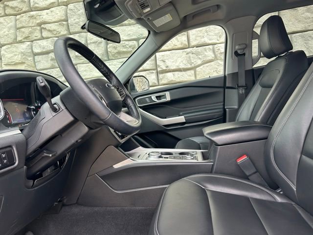 Certified 2023 Ford Explorer XLT w/ Equipment Group 202A image 8