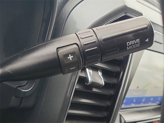 Certified 2022 Ford F350 XLT w/ Black Appearance Package image 16