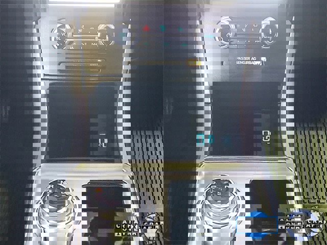 Certified 2022 Ford Edge SEL w/ Convenience Package image 18