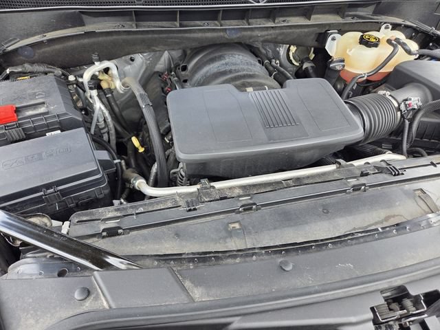 Used 2022 GMC Yukon XL AT4 w/ Technology Package AWD/4WD image 21