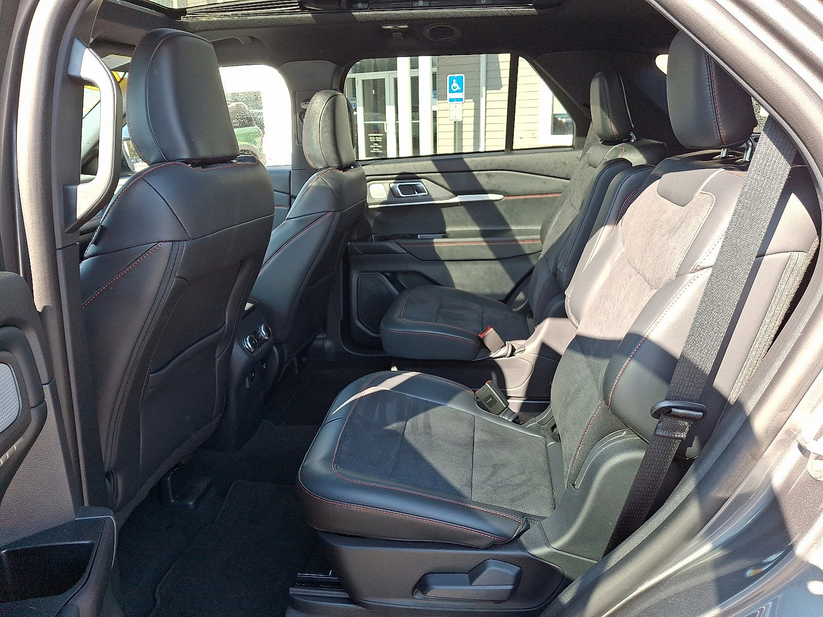 Certified 2025 Ford Explorer ST w/ Sun And Sound Package image 11