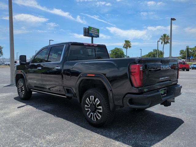 Used 2024 GMC Sierra 2500 Denali Ultimate AWD/4WD image 7