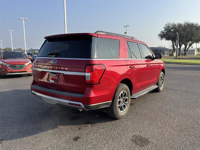 Certified 2022 Ford Expedition XLT image 5