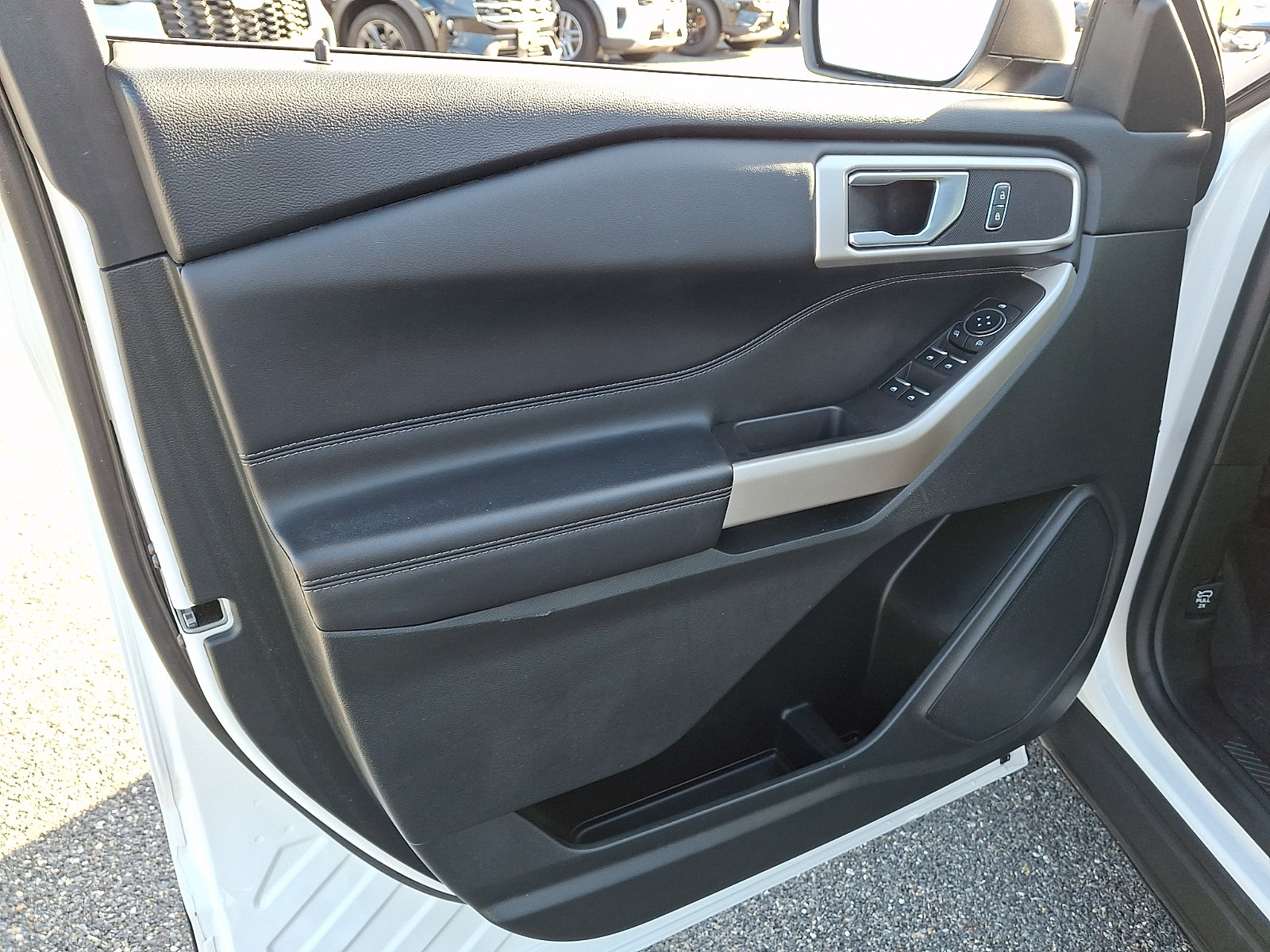 Certified 2023 Ford Explorer XLT AWD/4WD image 13