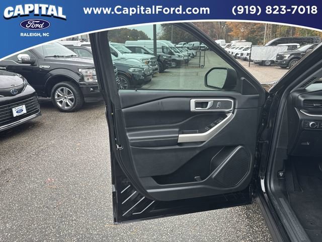 Certified 2021 Ford Explorer XLT w/ Class III Trailer Tow Package image 19