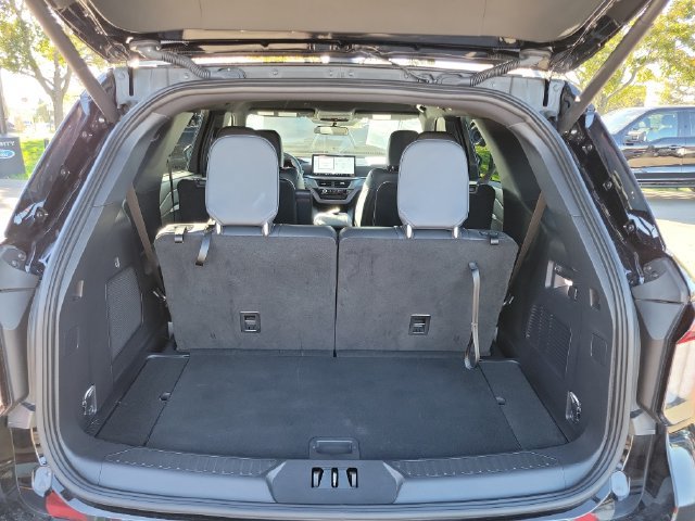 Certified 2025 Ford Explorer ST-Line AWD/4WD image 33