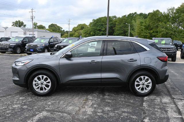 Certified 2023 Ford Escape Active w/ Tech Pack #2 AWD/4WD image 4