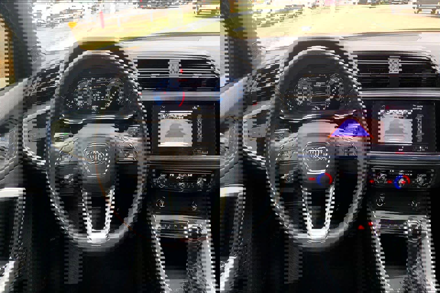 Used 2022 Audi Q3 2.0T Premium w/ Convenience Package image 5