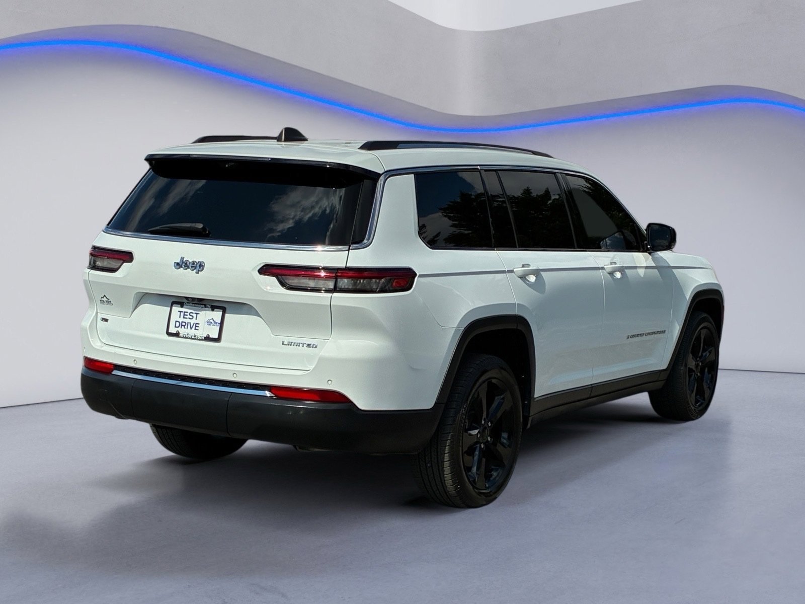 Used 2022 Jeep Grand Cherokee L Limited w/ Luxury Tech Group II RWD image 6