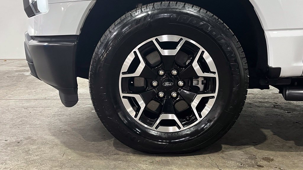 Certified 2022 Ford F150 Lightning Pro AWD/4WD image 12