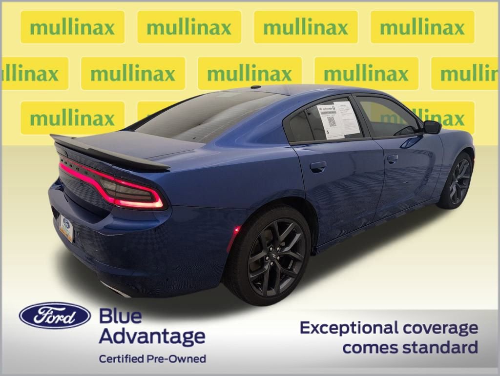 Used 2022 Dodge Charger SXT w/ Blacktop Package image 5