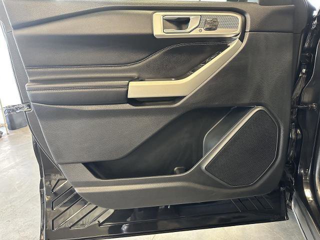 Certified 2021 Ford Explorer Limited w/ Hybrid Equipment Group 310A image 16