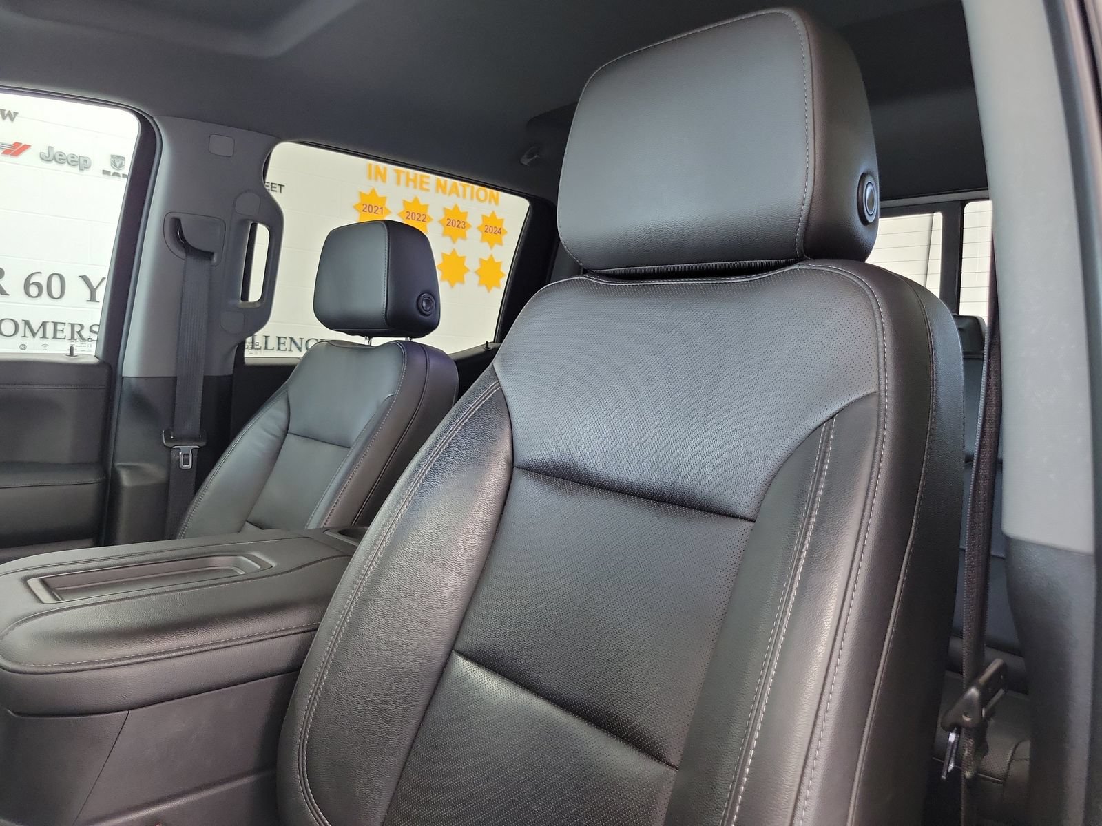 Used 2020 GMC Sierra 1500 SLT w/ SLT Premium Package AWD/4WD image 12