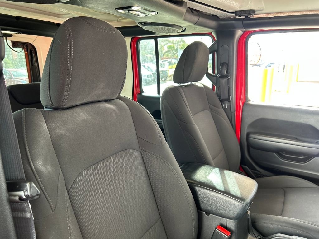 Used 2022 Jeep Wrangler Unlimited Sport image 13