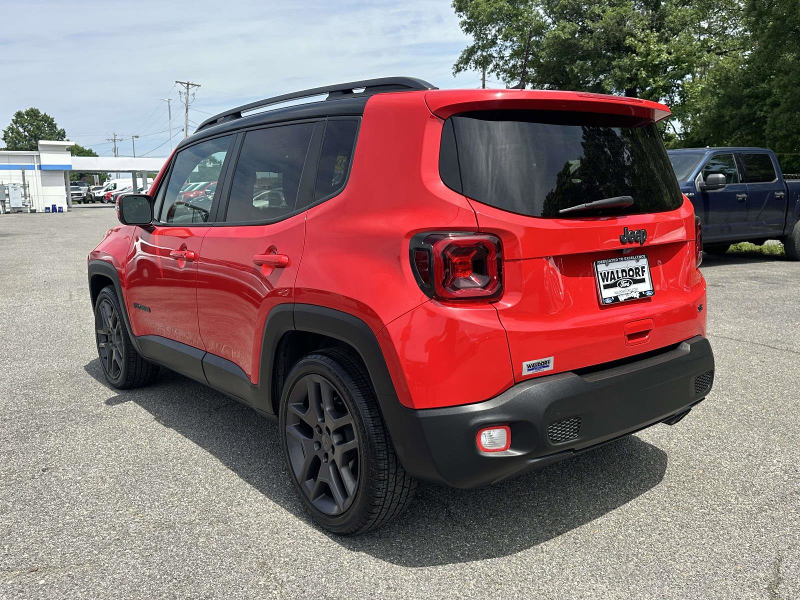 Used 2019 Jeep Renegade Limited w/ Quick Order Package 22P FWD image 4