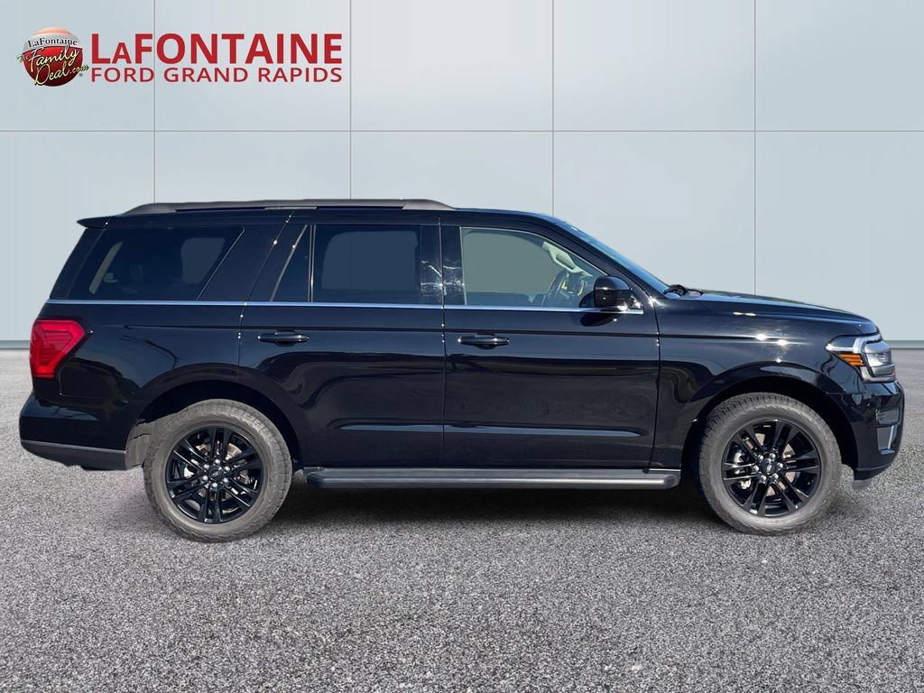 Certified 2024 Ford Expedition XLT AWD/4WD image 8