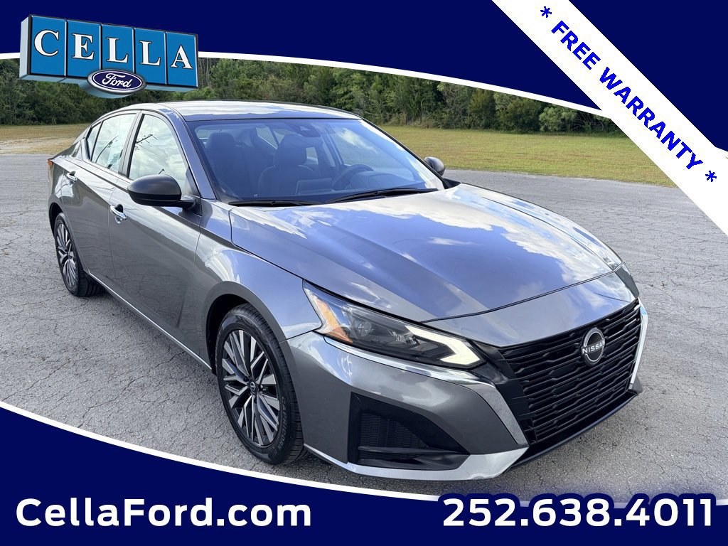 Used 2024 Nissan Altima 2.5 SV image 4