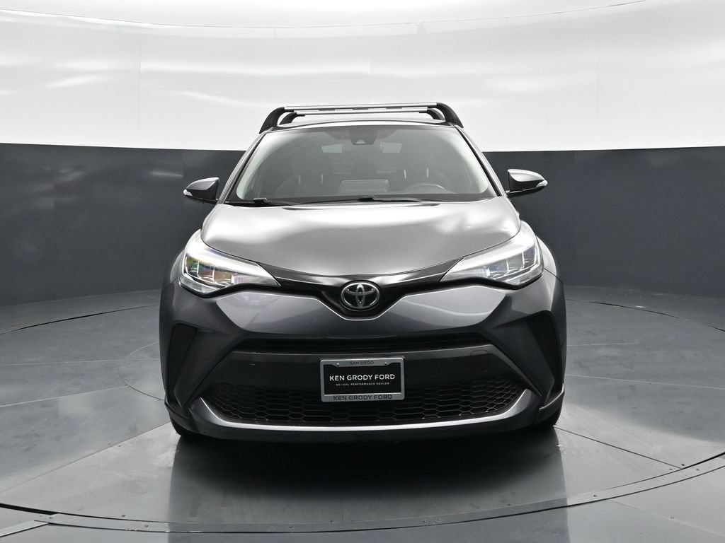 Used 2020 Toyota C-HR LE FWD image 18