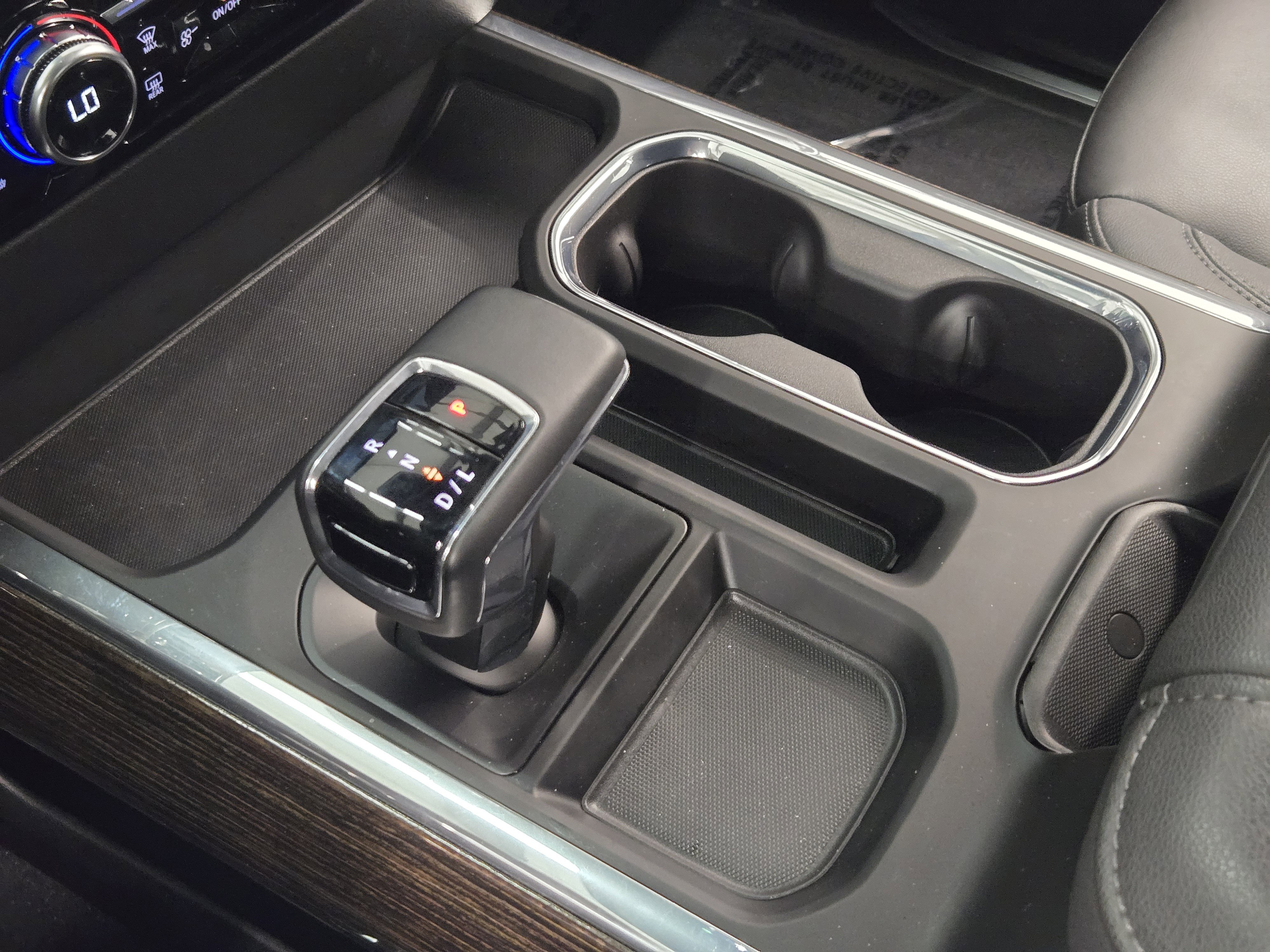 Used 2025 GMC Sierra 1500 Elevation w/ Elevation Premium Package image 16