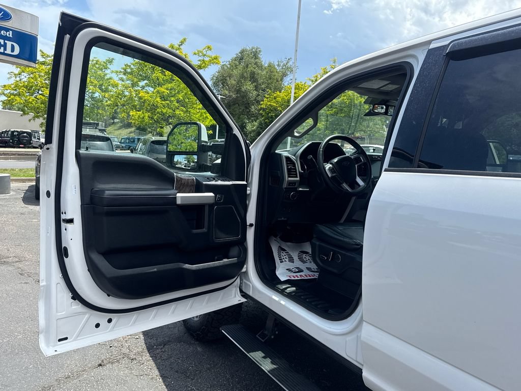 Certified 2019 Ford F250 Lariat w/ Lariat Ultimate Package AWD/4WD image 10