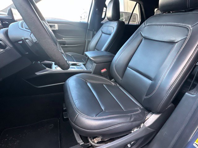 Certified 2020 Ford Explorer XLT w/ Equipment Group 202A RWD image 13