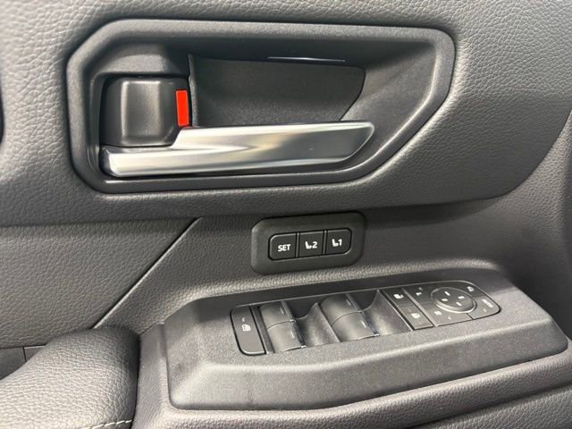 Used 2025 Toyota Land Cruiser w/ Premium Package image 6