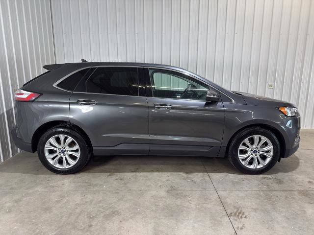 Certified 2020 Ford Edge Titanium FWD image 27