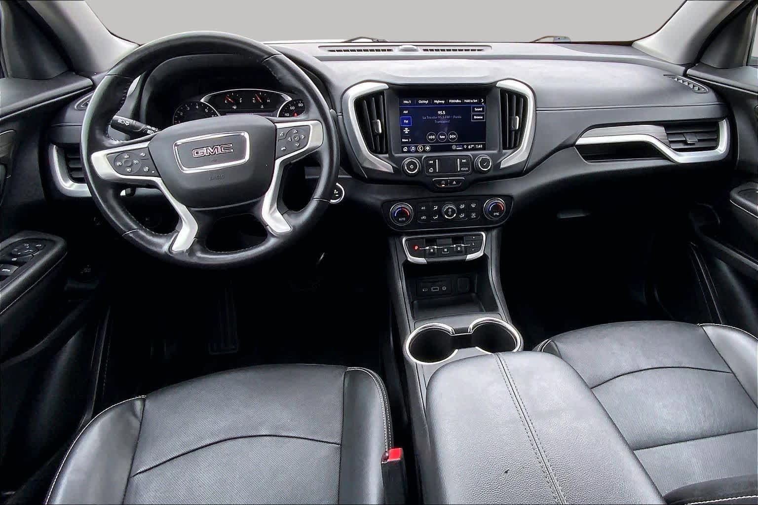 Used 2022 GMC Terrain SLT FWD image 16