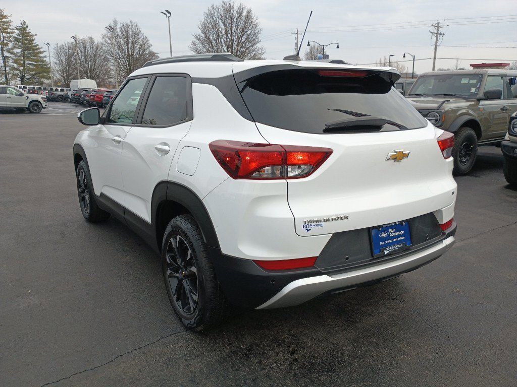 Used 2021 Chevrolet TrailBlazer LT w/ Convenience Package image 3