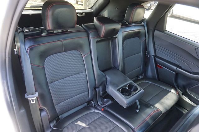 Certified 2023 Ford Escape ST-Line w/ Tech Pack #1 image 18