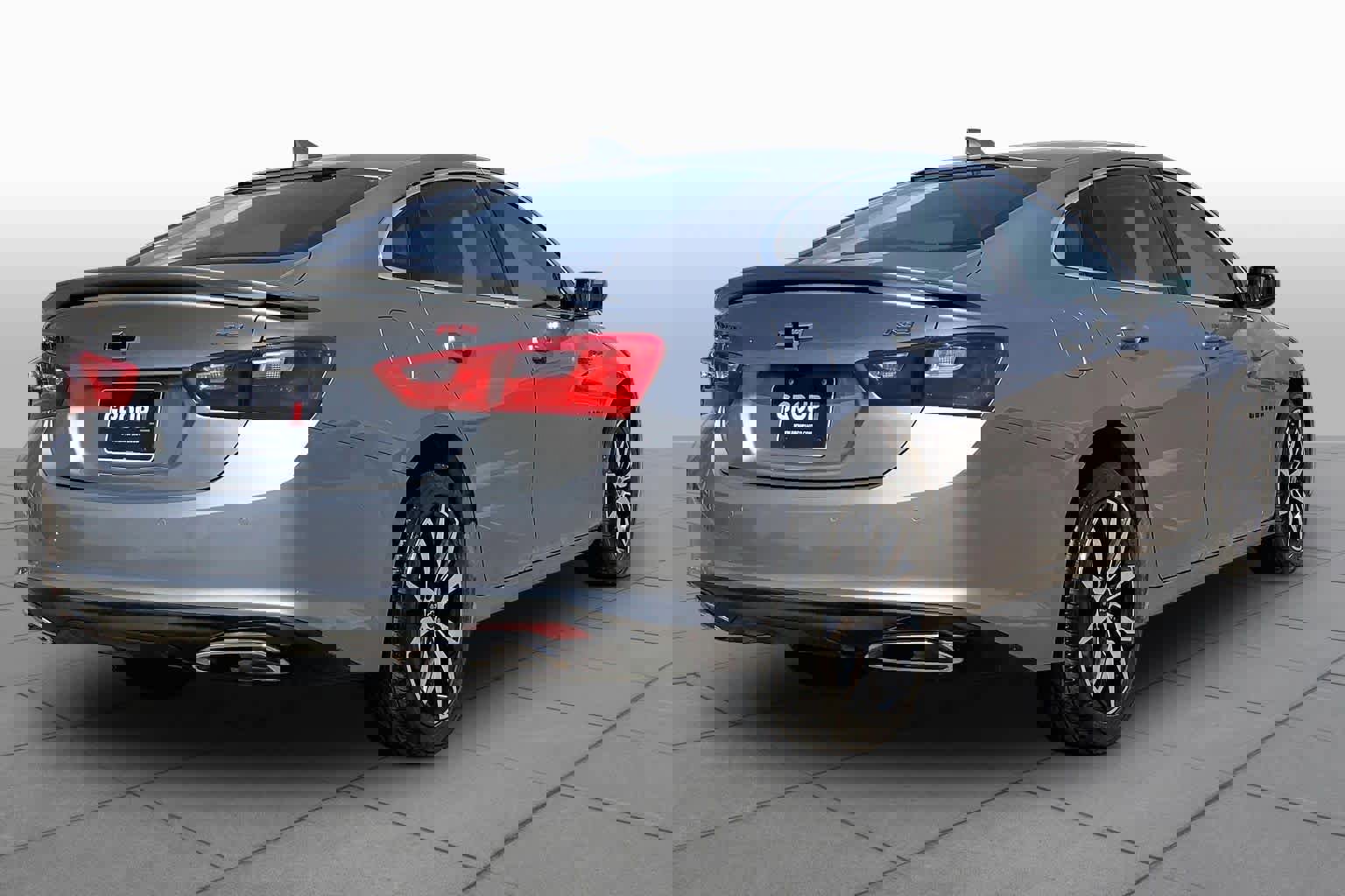 Used 2024 Chevrolet Malibu RS image 3