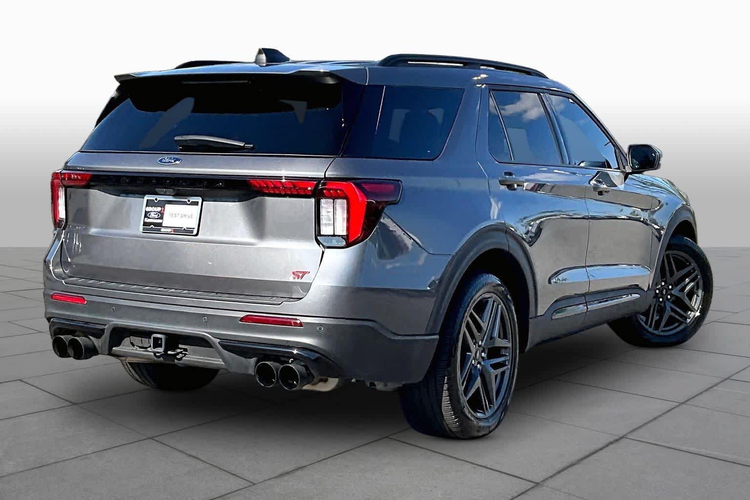 Certified 2025 Ford Explorer ST w/ Sun And Sound Package AWD/4WD image 13
