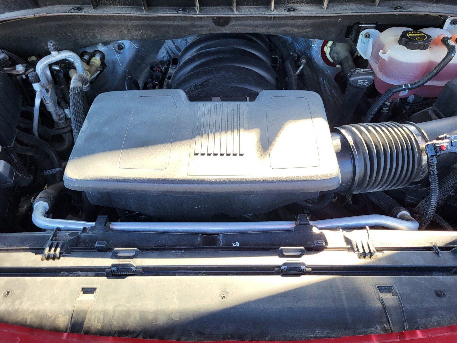 Used 2024 Chevrolet Suburban RST w/ Luxury Package image 34