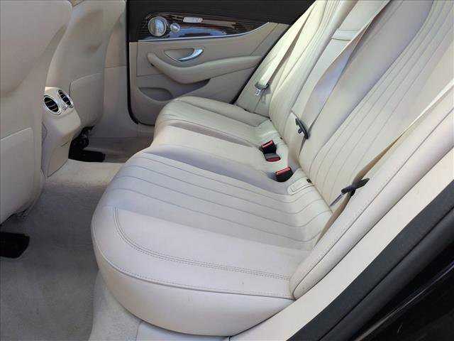 Used 2018 Mercedes-Benz E 300 4MATIC image 20