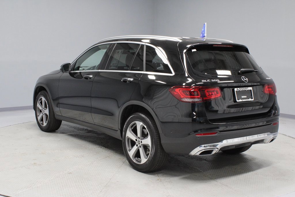 Used 2022 Mercedes-Benz GLC 300 4MATIC image 3