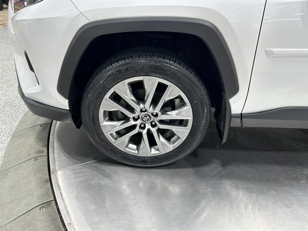 Used 2023 Toyota RAV4 Limited w/ Limited Grade Weather Package AWD/4WD image 33