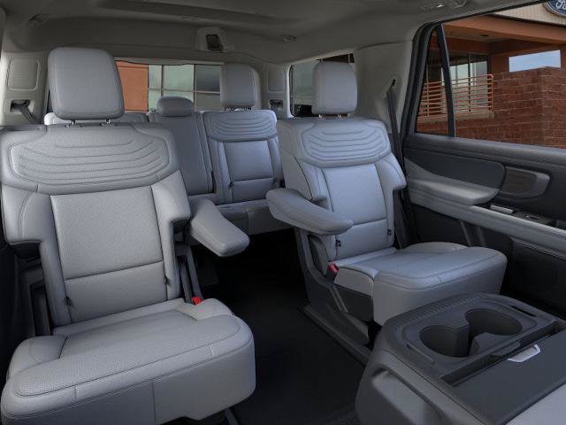 Certified 2025 Ford Expedition Platinum w/ Platinum Ultimate Package AWD/4WD image 11