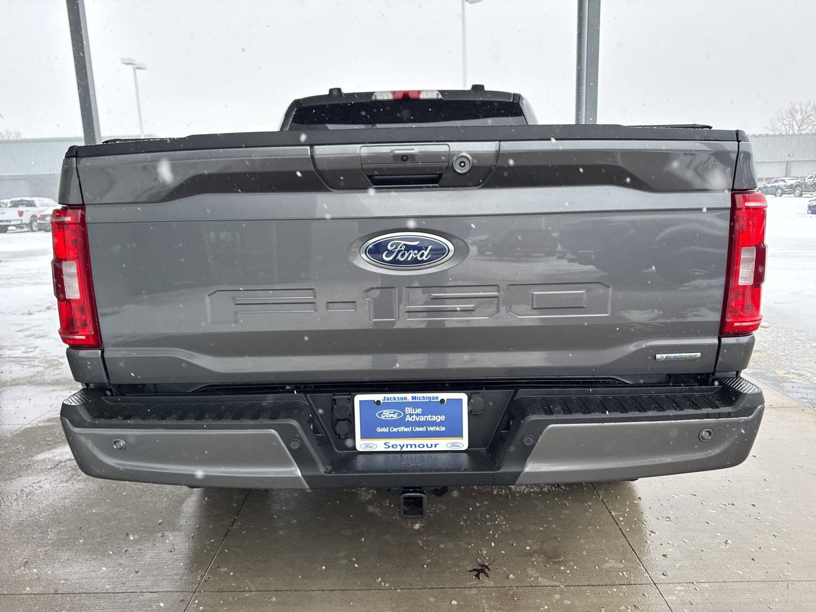 Certified 2022 Ford F150 XLT w/ Equipment Group 302A High image 4