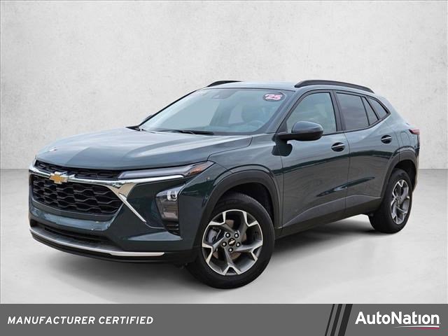 Used 2025 Chevrolet Trax LT