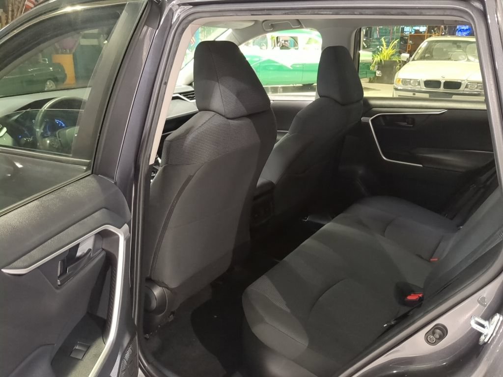Used 2024 Toyota RAV4 LE AWD/4WD image 13